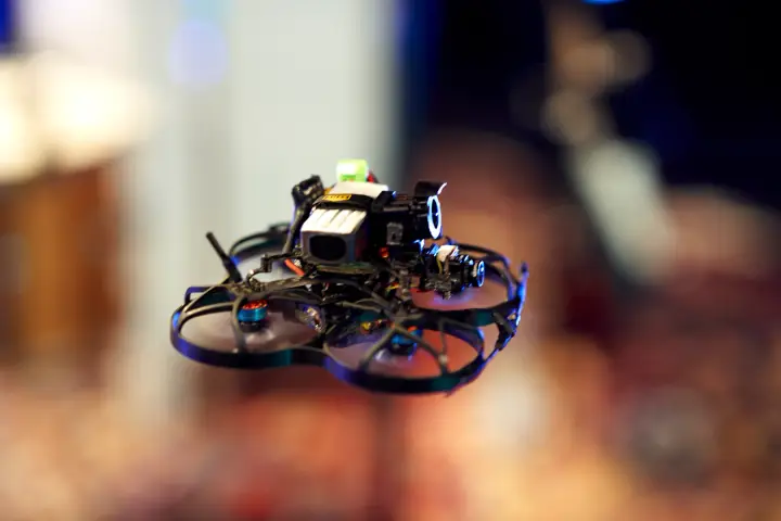 Cinewhoop Drohne für Indoor-Flüge